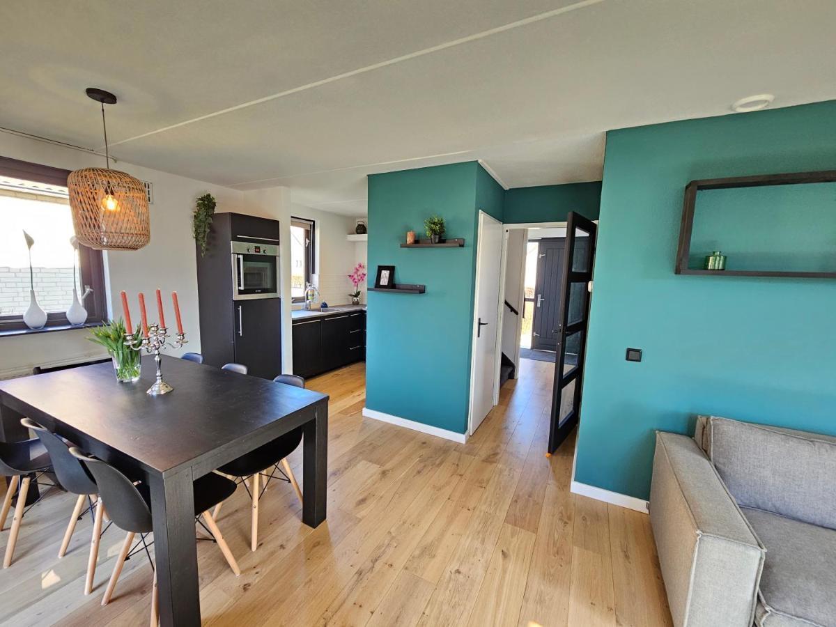 7 Person House With Garden, Firepit, Swimming Lake, Hammock, Child Friendly, In- And Outside Playground, Slide, And Great Coffee Ewijk Buitenkant foto